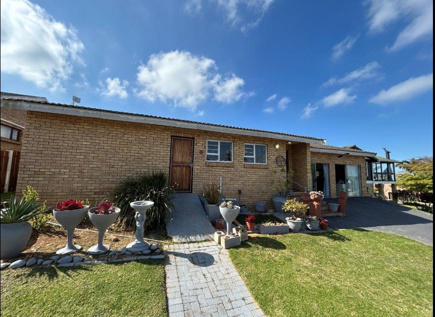 3 Bedroom Property for Sale in Noorsekloof Eastern Cape